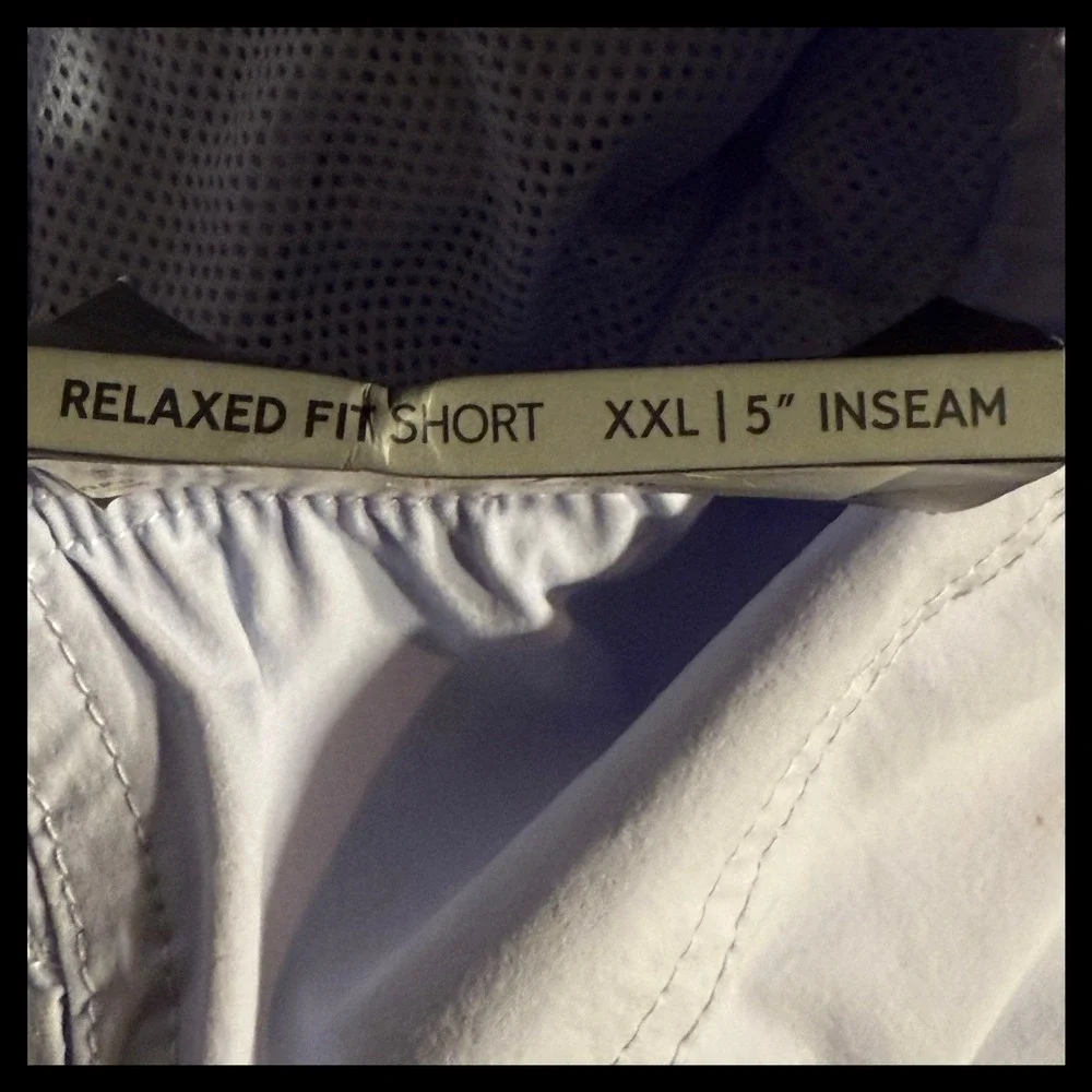 NWT VRST Relaxed Shorts 5 Inch Inseam Drawstring Pockets Casual Athleisure 2XL